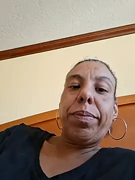 Show de Creamer4444 na webcam
