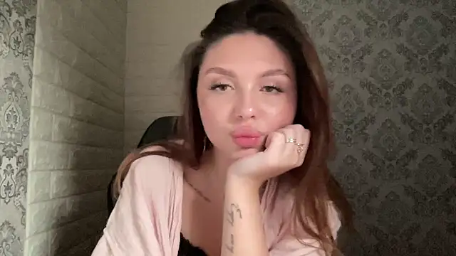Lunabrunette – Live XXX-chat
