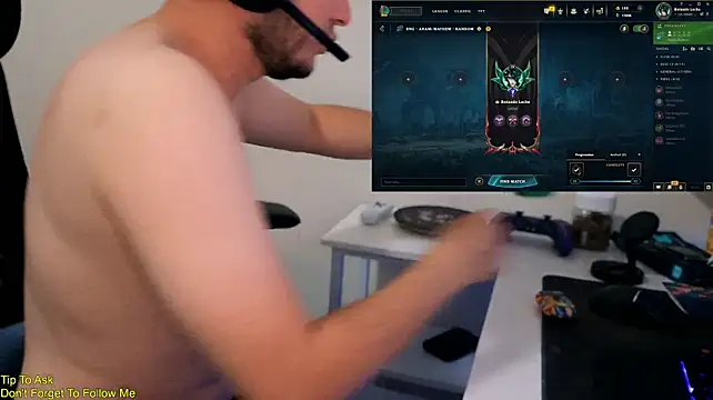 StickyJoystick's Webcam Show