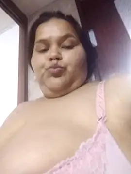 magda_curvy2324のライブXXXチャット