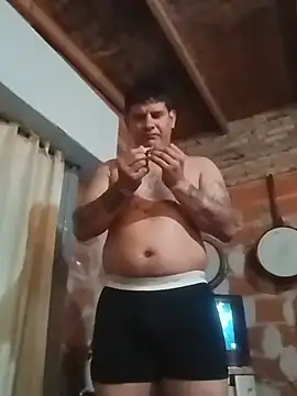 Show modela Gusta86 na web-kameri
