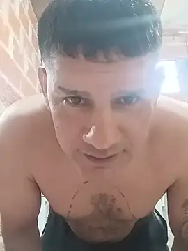Gusta86 Show in webcam