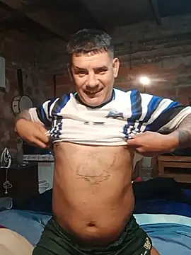 Show modela Gusta86 na web-kameri