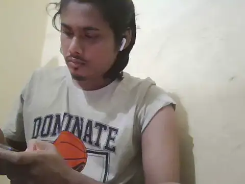 Nurrekha Pertunjukan Webcam