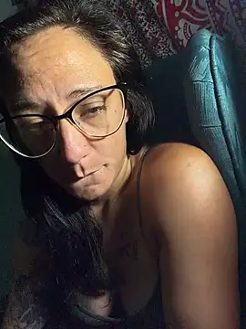 xnaomifox's Live XXX Chat