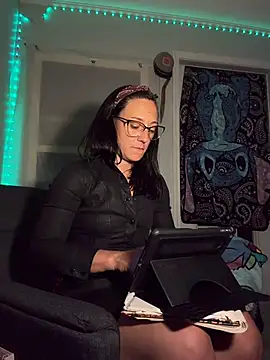 xnaomifox's Live XXX Chat