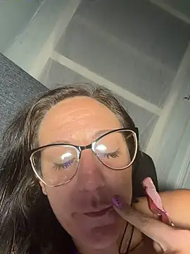 xnaomifox's Webcam Show