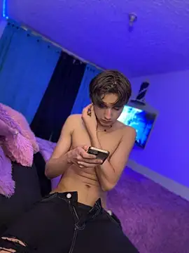 Helly_BOss7 webkamerás műsora