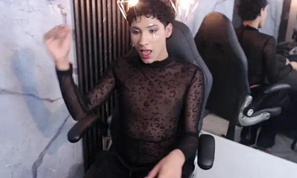 Show de Luisp18_ na webcam