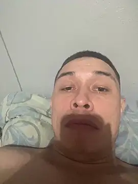 Brayan Webbikameraesitys