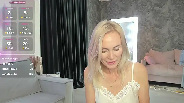 Sevil_Laurent's Webcam Show