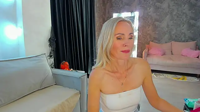 Chatroom XXX en direct de Sevil_Laurent