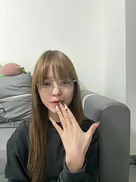 XXX chat uživo modela HaoHao-7