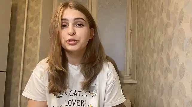 Show modela JessicaShelvy na web-kameri
