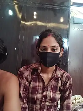 Show modela Royal_desi_couple023 na web-kameri