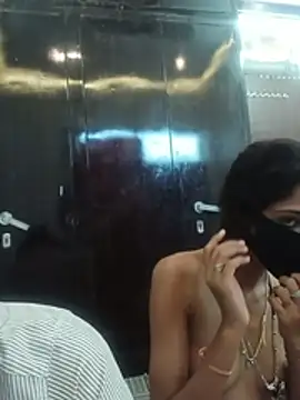 Royal_desi_couple023 Adlı Modelin Web Kamerası Şovu
