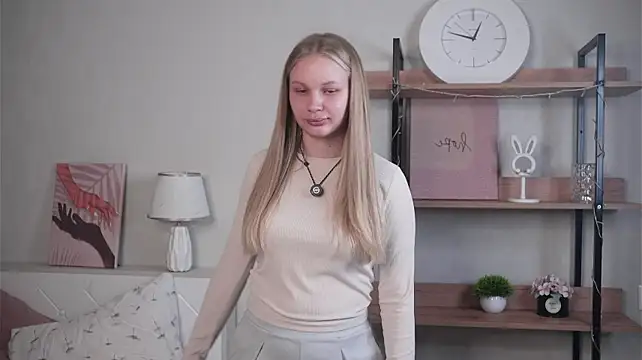 AlbertinaIenco Live XXX-chat