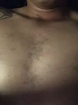 Tupapitooobby webcam show