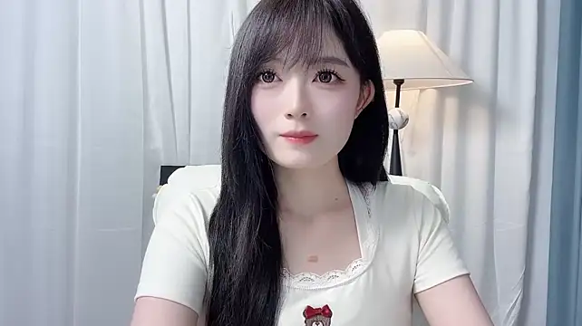 LiLy0608 网络视讯表演