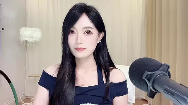 LiLy0608's Live XXX Chat