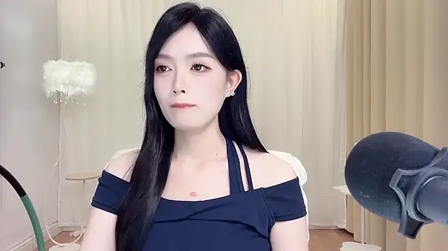 LiLy0608 Live XXX-chat