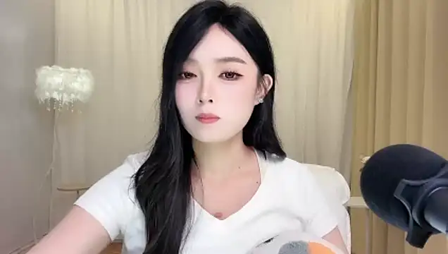 LiLy0608's Live XXX Chat