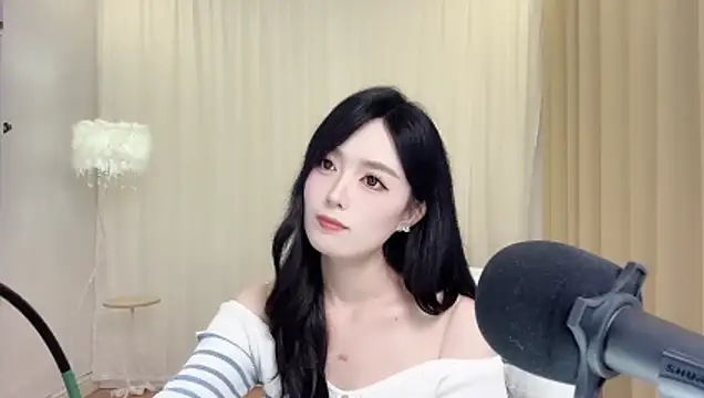 LiLy0608 라이브 XXX 채팅