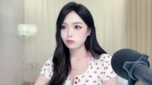LiLy0608: απευθείας συνομιλία ΧΧΧ