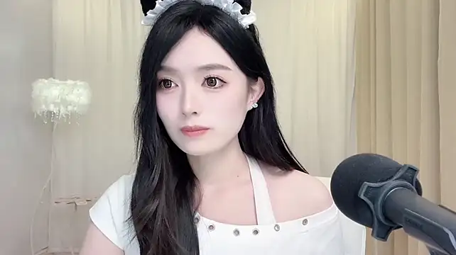 LiLy0608 라이브 XXX 채팅