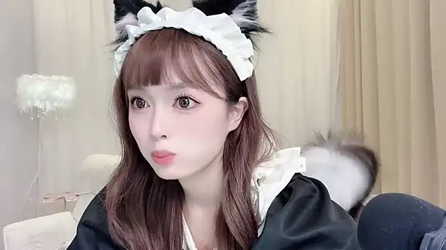 LiLy0608のライブXXXチャット