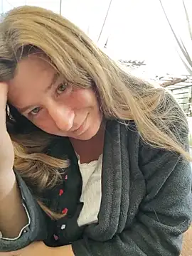 Natali_UA লাইভ XXX চ্যাট