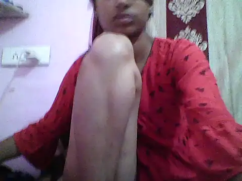 khushi_cute Adlı Modelin Canlı XXX Sohbeti