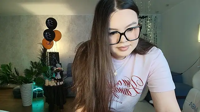lilialil06 Adlı Modelin Web Kamerası Şovu