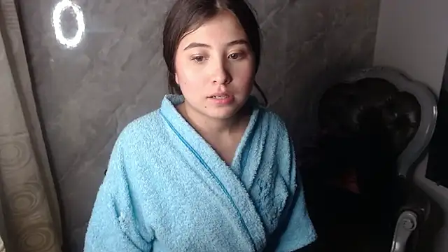 luluqueen69 élő XXX-chatje