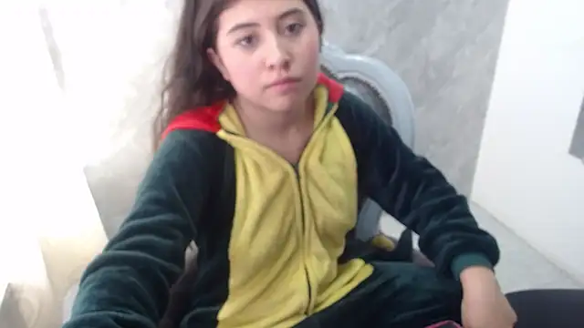 צ'אט XXX בשידור חי של luluqueen69