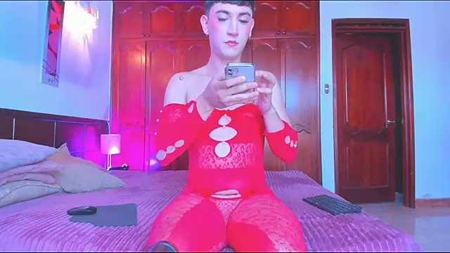 Show modela NickyBigBooty na web-kameri