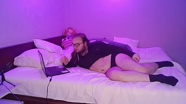 Pokazy przed kamerką – aurel_allure
