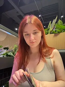 SaintMaya's Live XXX Chat