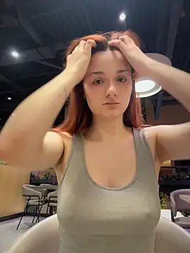 XXX chat uživo modela SaintMaya