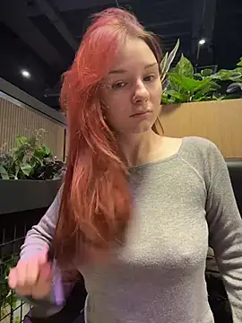 Chat +18 de SaintMaya ao vivo