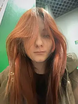 SaintMaya Adlı Modelin Canlı XXX Sohbeti