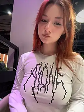 XXX chat uživo modela SaintMaya