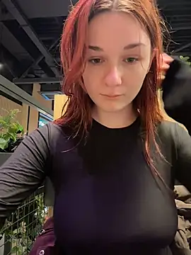 Chat XXX ao vivo de SaintMaya