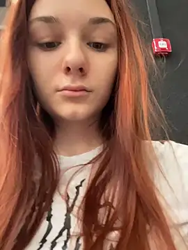 SaintMaya Adlı Modelin Canlı XXX Sohbeti