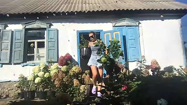 Živý XXX chat Tavonira