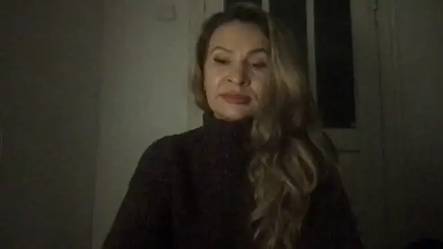 Tavonira Live XXX-Chat