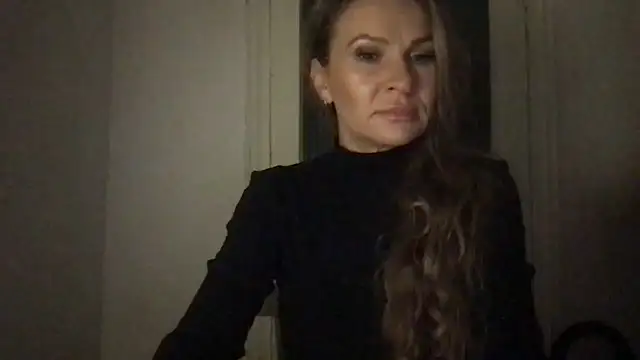 دردشة Tavonira الجنسية المباشرة