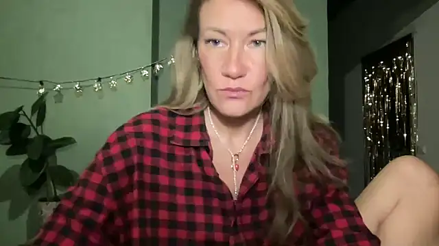 Yaverixa Chat XXX in diretta