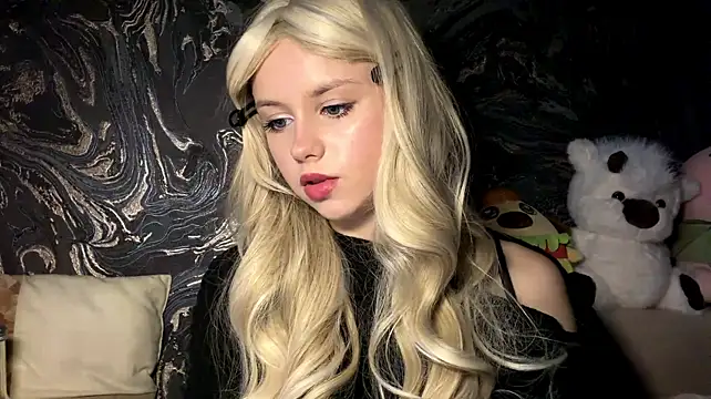 curlyhaired – Kamerová šou