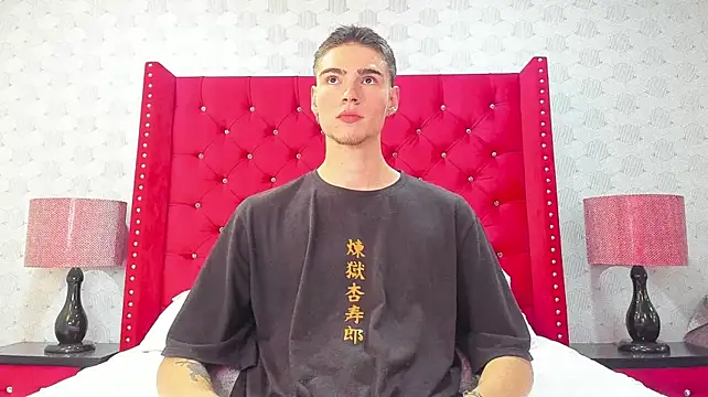 Show modela NickWild na web-kameri
